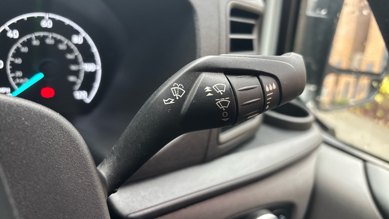 Ford Transit Custom 300 L1 Diesel Fwd 2.0 EcoBlue 105ps Low Roof D/Cab Leader Van